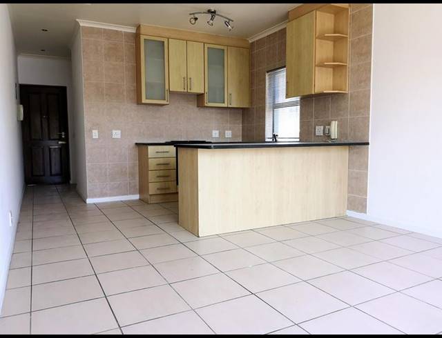 2 BEDROOM PROPERTY TO RENT IN TABLE VIEW